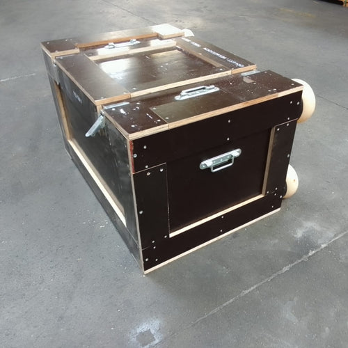 Caisse de transport marron contreplaqué - 900 x 520 x 600 mm