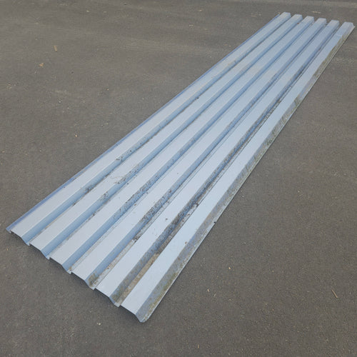 Bardage bleu métallisé - 6300 x 940 x 45 mm