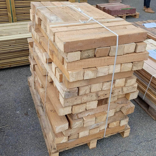 Bois brut (réemploi)  -  Bois brut résineux, Longueur 0,6 à 1.45m, section 90x70 mm