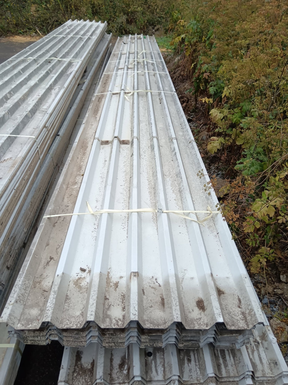 Bac acier blanc - 8050 x 950 x 45 mm