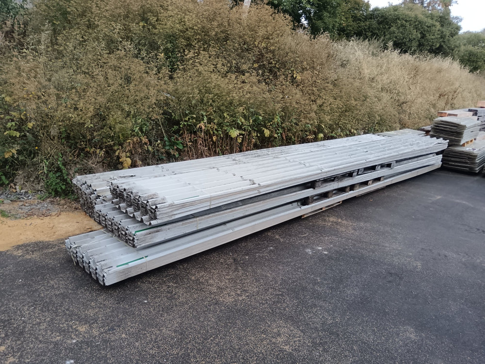 Bac acier blanc - 8050 x 950 x 45 mm