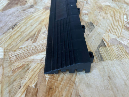 Bordure pour dalle de garage 400mm - femelle noir