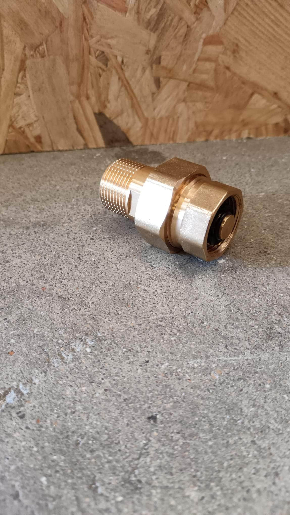 Clapet d'isolement pour vase d'expansion 20 x 27 MF réf. CAI03 GITRAL