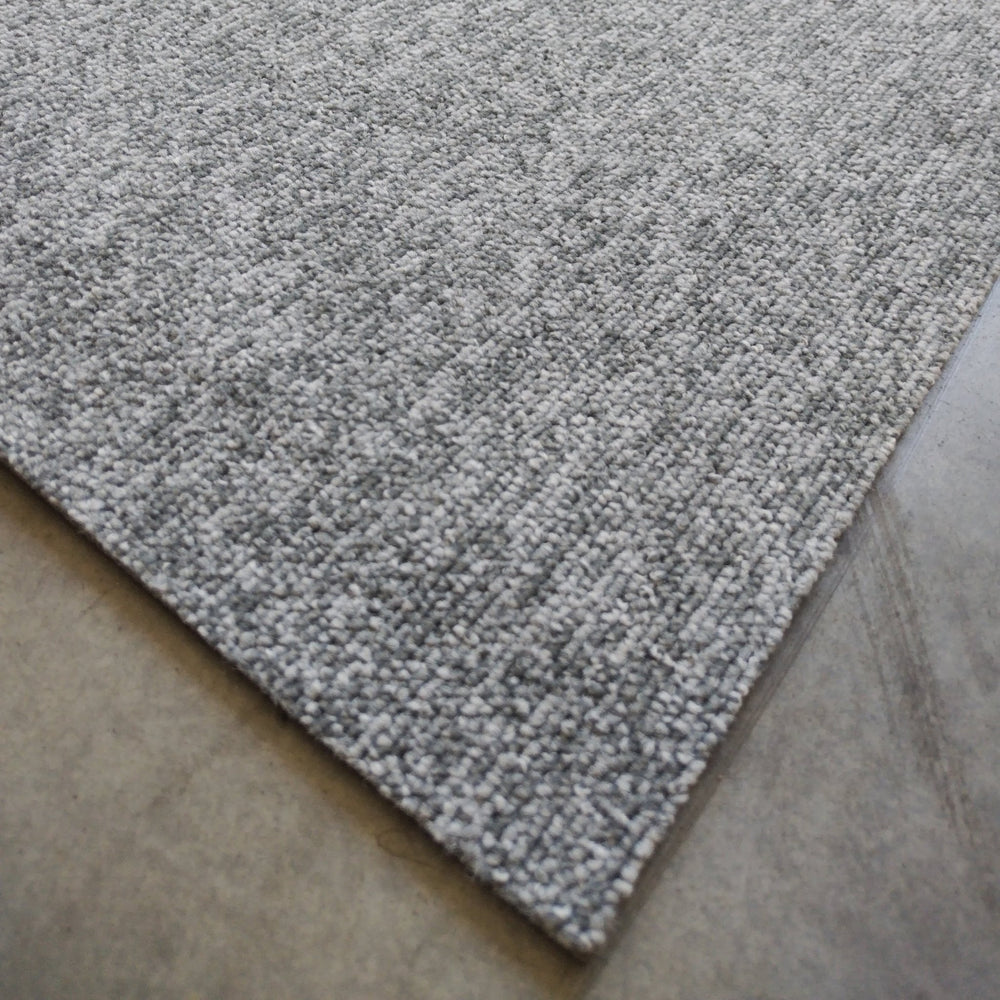 Dalle moquette gris clair - 500 x 500 x 5.5 mm - Udirev (Quadro Montana 0920)