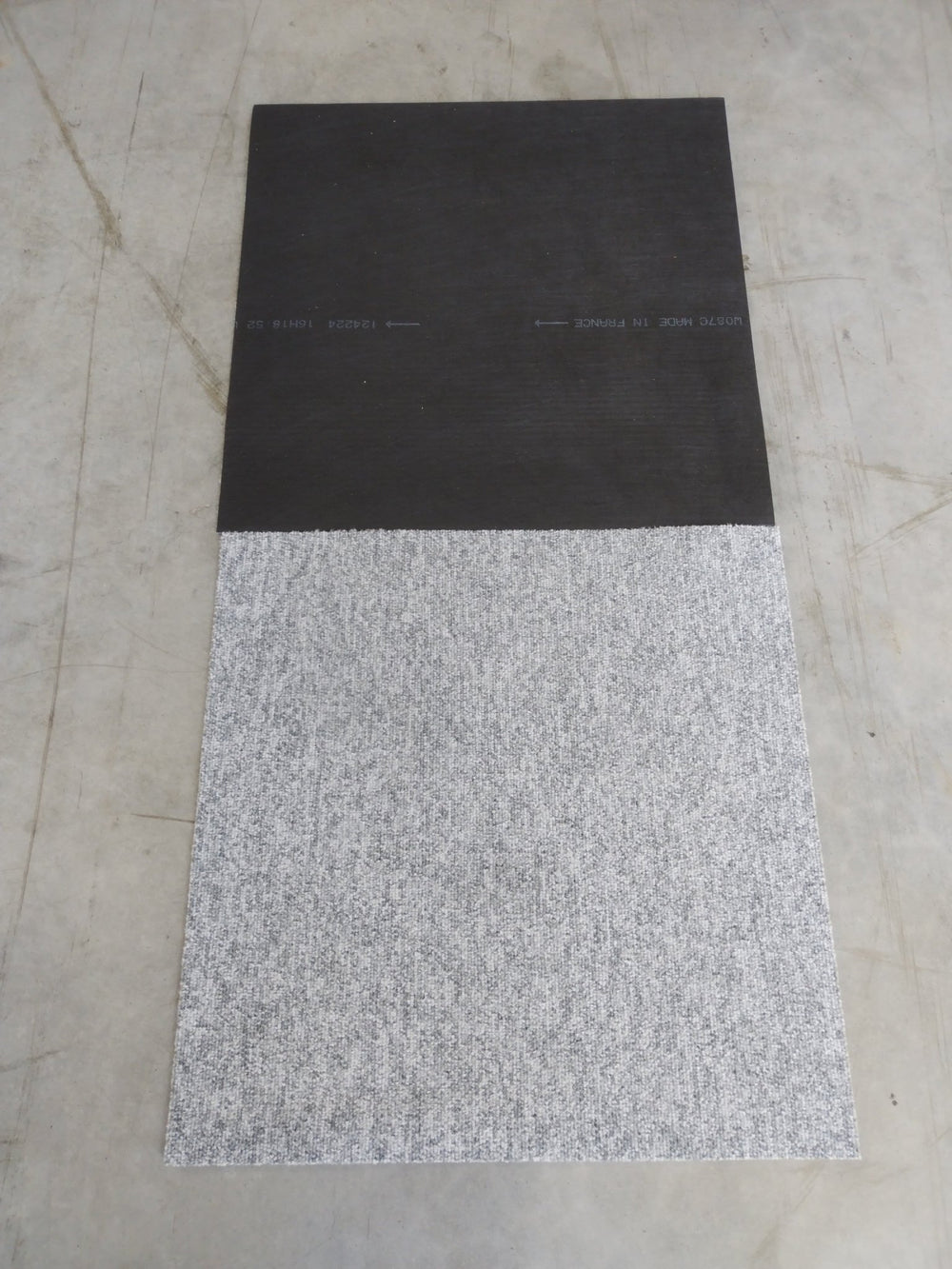 Dalle moquette gris clair - 500 x 500 x 5.5 mm - Udirev (Quadro Montana 0920)