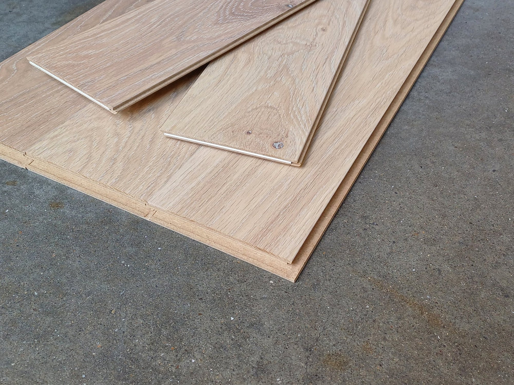 Parquet Contrecollé Broceliande M 139x1210 Unifit HDF 12mm Chene Cérusé Blanc (2 chanfreins) ref 80179152