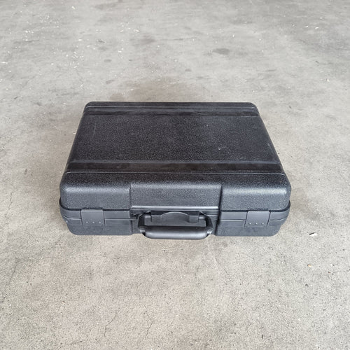 Petite valise noir plastique - 340 x 140 - L=0.4m