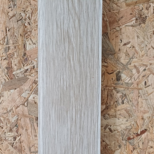 Plinthe SMF décor chêne Afrique Lagos 2500x59x17,4mm