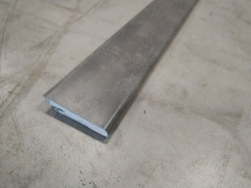 Plinthe SMF décor granit anthracite Sizilien 2500x59x17,4mm