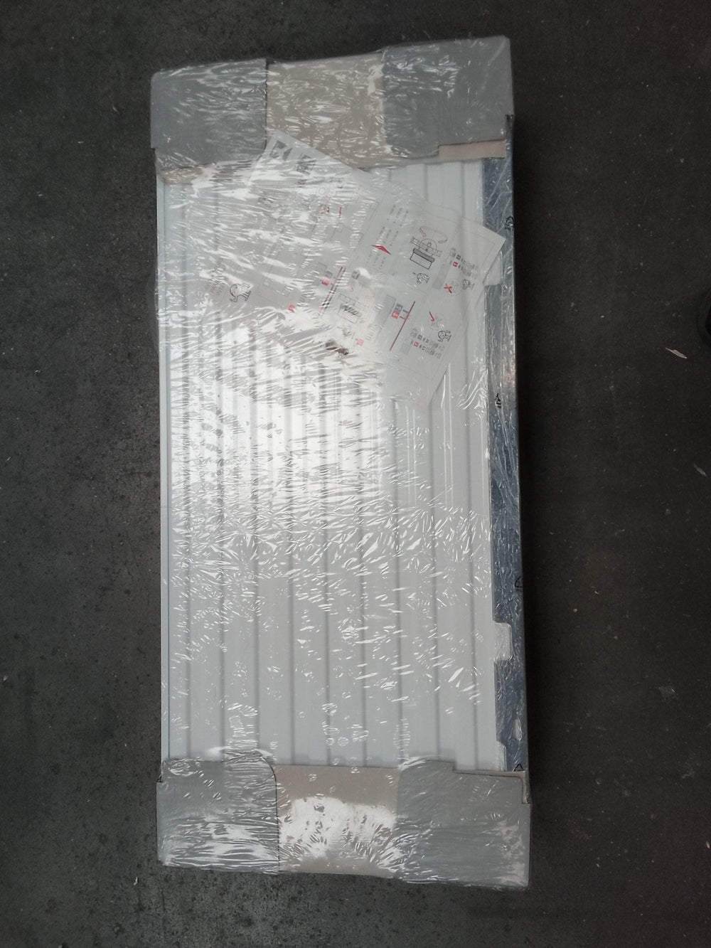 Radiateur Acier REGGANE 3010 compact 33K 900x400 - 1288 W FINIMETAL