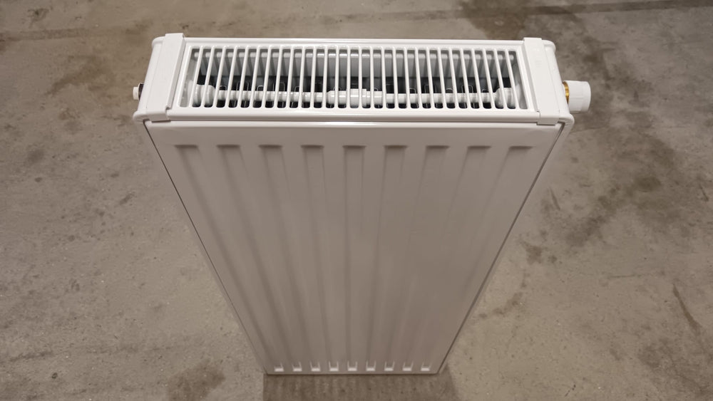 Radiateur eau chaude T6 3010 22VM 900x400 Dt50°C 918W Réf. 22VM900 0400 / F1H2209004010B00