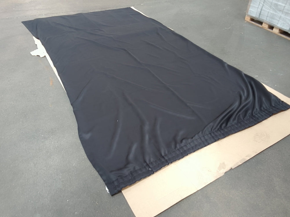 Rideau 100% polyester noir - 2700 x 1500 mm - SOTEXPRO (Belora 10)