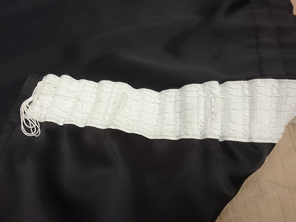 Rideau 100% polyester noir - 2700 x 1500 mm - SOTEXPRO (Belora 10)