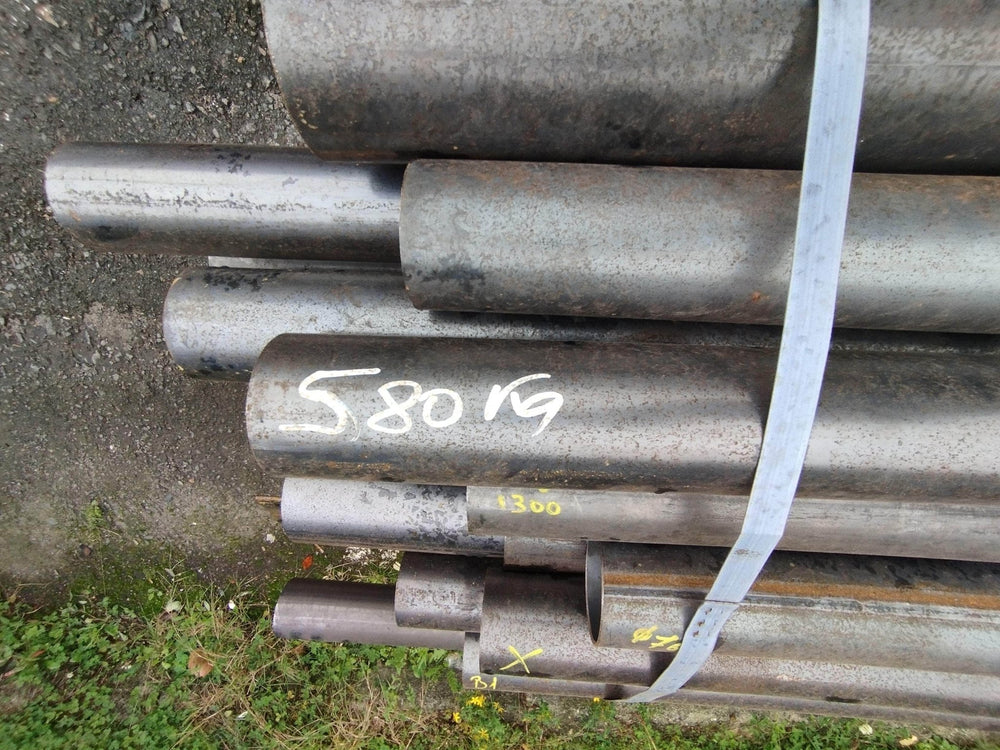 Tube rond en acier brut, sections entre 48,3 et 101,6 mm, longueur 1 m à 1,9 m, vendu au kg