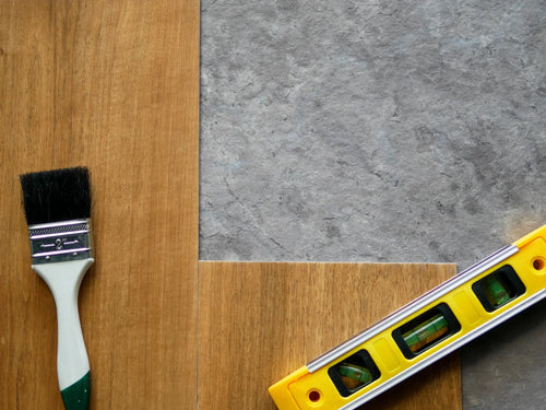 Poser du sol PVC clipsable sur du carrelage : méthode et précautions