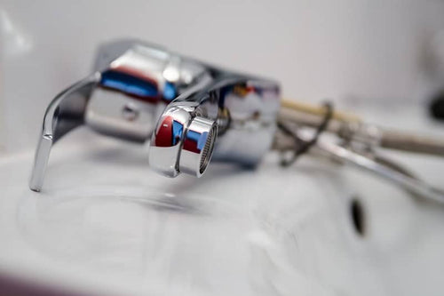 Réemploi de matériaux : comment démonter et récupérer un lavabo ? - Articonnex