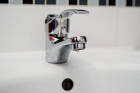 Articonnex - Robinet et Colonne Découvrez nos différents modèles de robinets et colonnes : mélangeur de bain-douche, mitigeur, douchette... Stocks variables en fonction de nos arrivages.Seulement disponibles dans nos entrepôts de Sainte-Luce et Vannes.