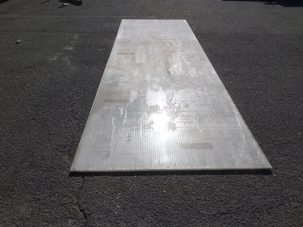 Plaque alvéolaire polycarbonate translucide - 3215 x 1035 x 10 mm - Lexan Sheet