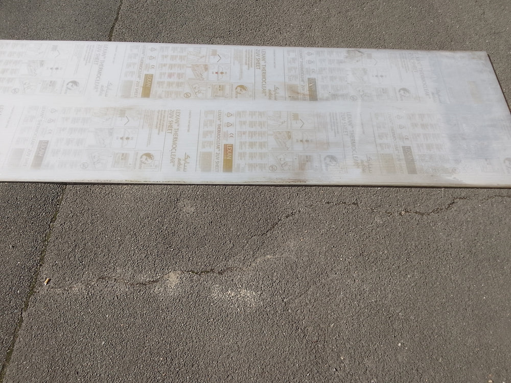 Plaque alvéolaire polycarbonate translucide - 3215 x 1035 x 10 mm - Lexan Sheet