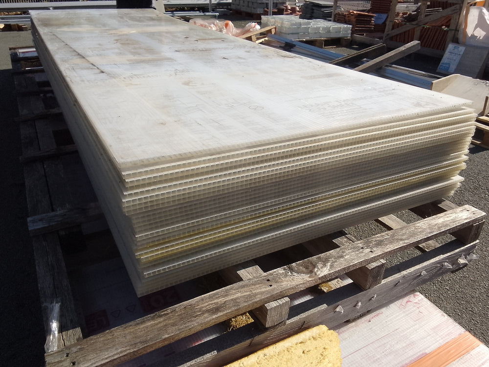 Plaque alvéolaire polycarbonate translucide - 3215 x 1035 x 10 mm - Lexan Sheet