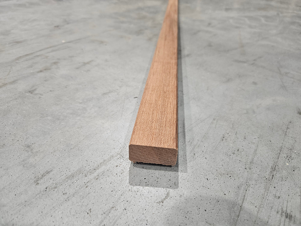 Liteau exotique bois massif - 36 x 15 - L=1.8m (raboté 4 faces)
