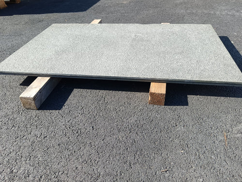 Dalle granit noir - 1315 x 800 x 30 mm