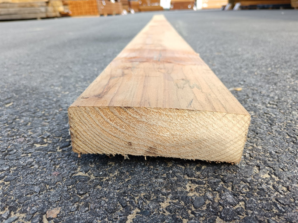 Bois d'ossature resineux bois massif - 45 x 140 - L=4m (brut de sciage)