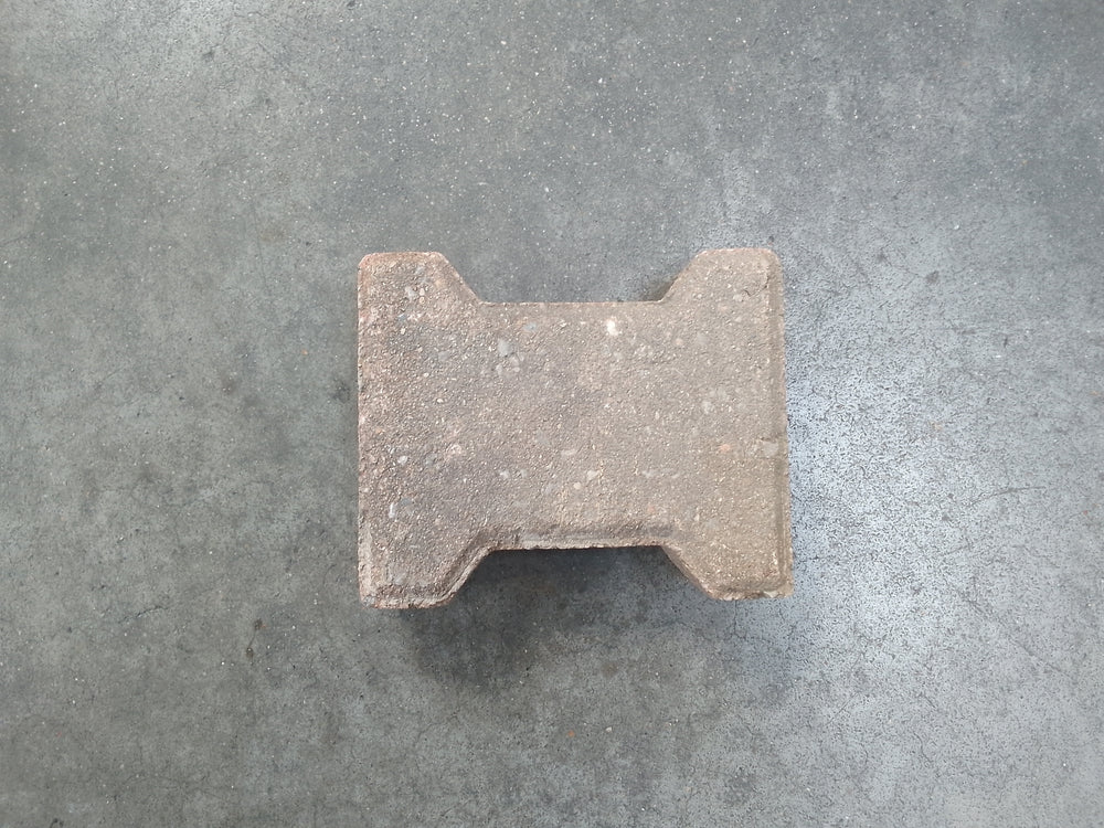 Pavé autobloquant béton rouge AN - 198 x 165 x 60 mm (forme en I)