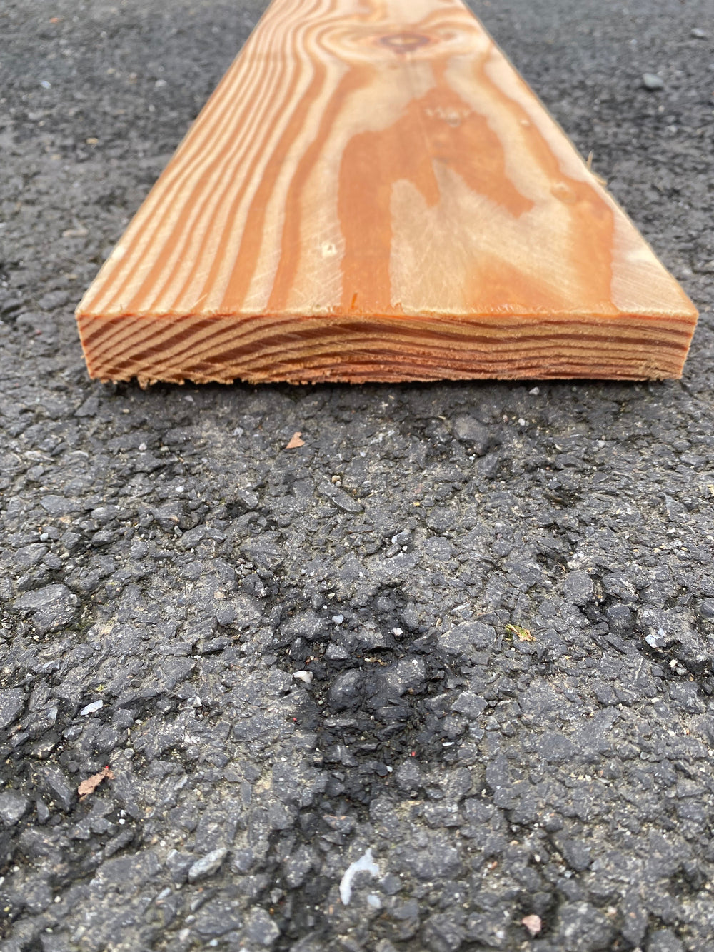Planche douglas naturel - 25x150 - L=4m (déclassé - ne pas utiliser en structurel)
