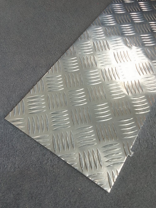 Tôle aluminium - 1030 x 220 mm (damier)