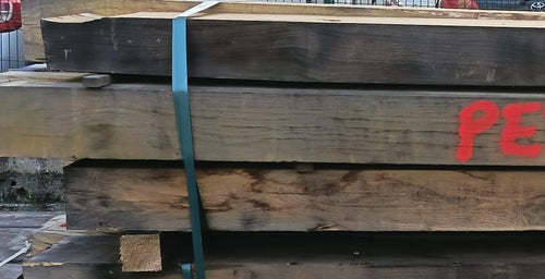 Traverse paysagère chêne - ép. 150 mm - l.  260 à 340 mm - L=3,4 à 3,8 m (déclassé)