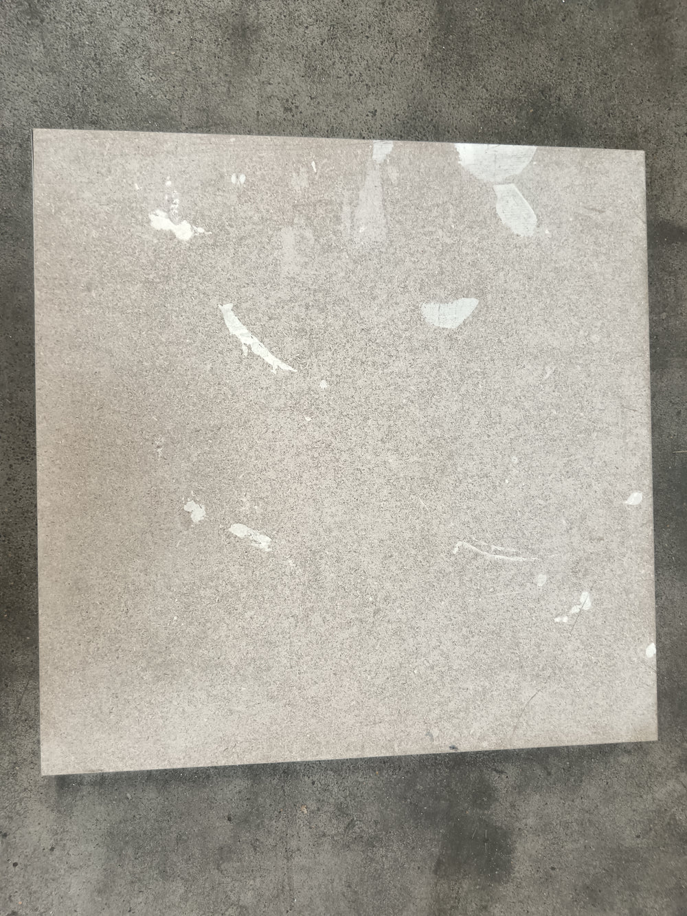 Dalle faux plancher aggloméré  - 600 x 600 x 30 mm - Comey (G1 30)