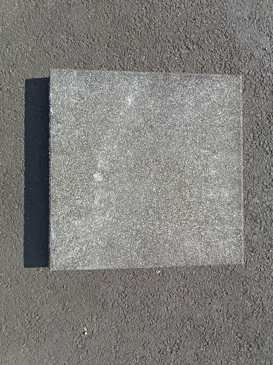 Dalle gravillonnée gris - 500 x 500 x 40 mm