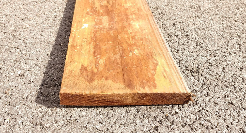 Planche Pin classe 3 marron - 18x150 - L=4m