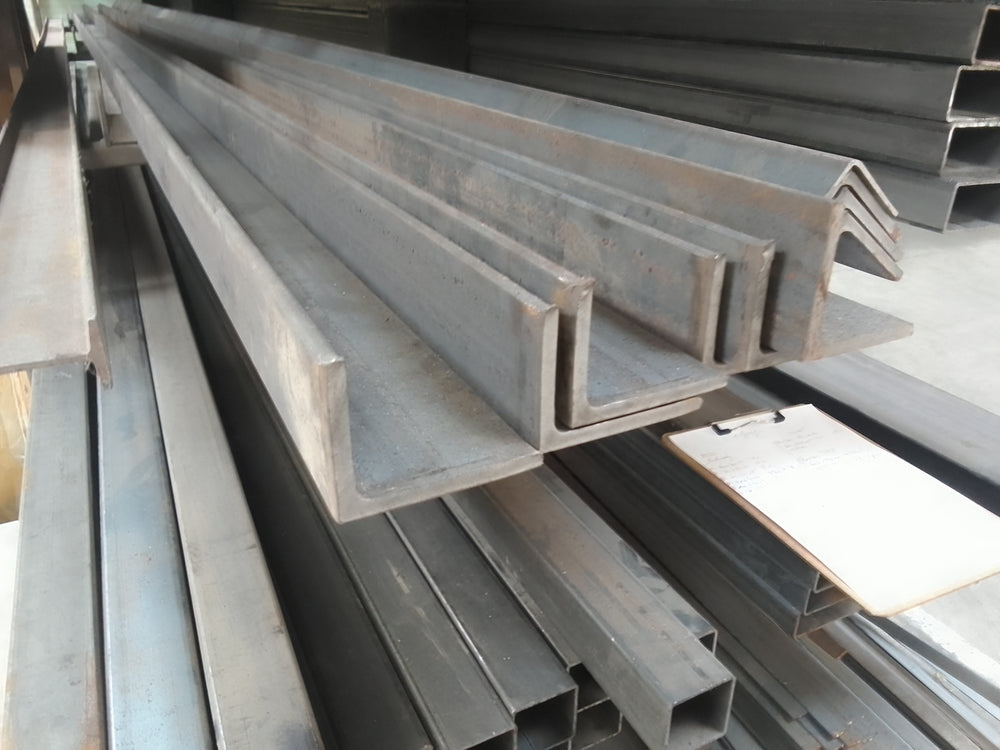 Cornière acier - 80 x 60 x 8 mm - L=6m