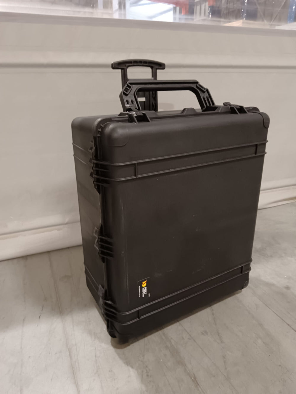 Valise Peli Case 1690 à roulettes  - 850 x 700 x 450 mm
