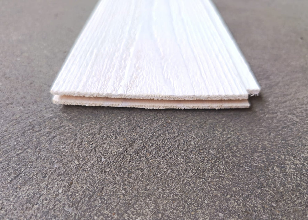 Lambris peint en blanc - brossé - 13x135 - L=2,53m (déclassé)