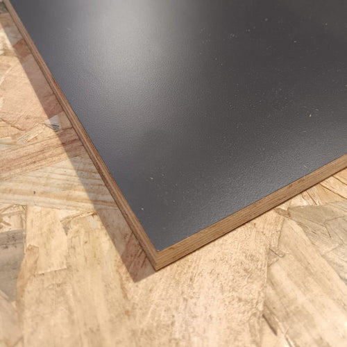 Contreplaqué 100% peuplier stratifié noir - 2500 x 1220 x 15 mm (défaut visuel)