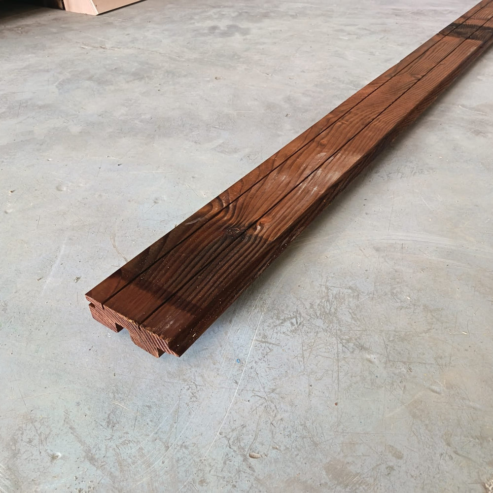 Bardage douglas marron classe 3 faux-claire-voie (profil Vibrato XL) - 44x135 - L=3,3m