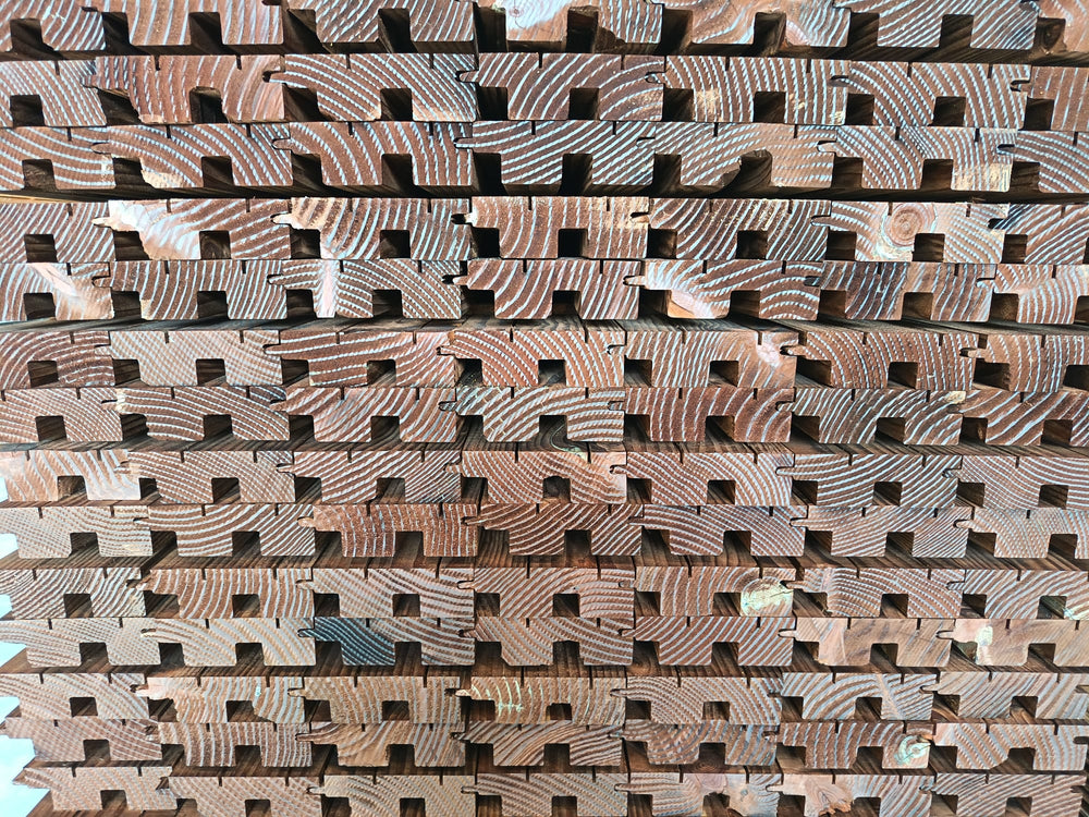 Bardage douglas marron classe 3 faux-claire-voie (profil Vibrato XL) - 44x135 - L=3,3m