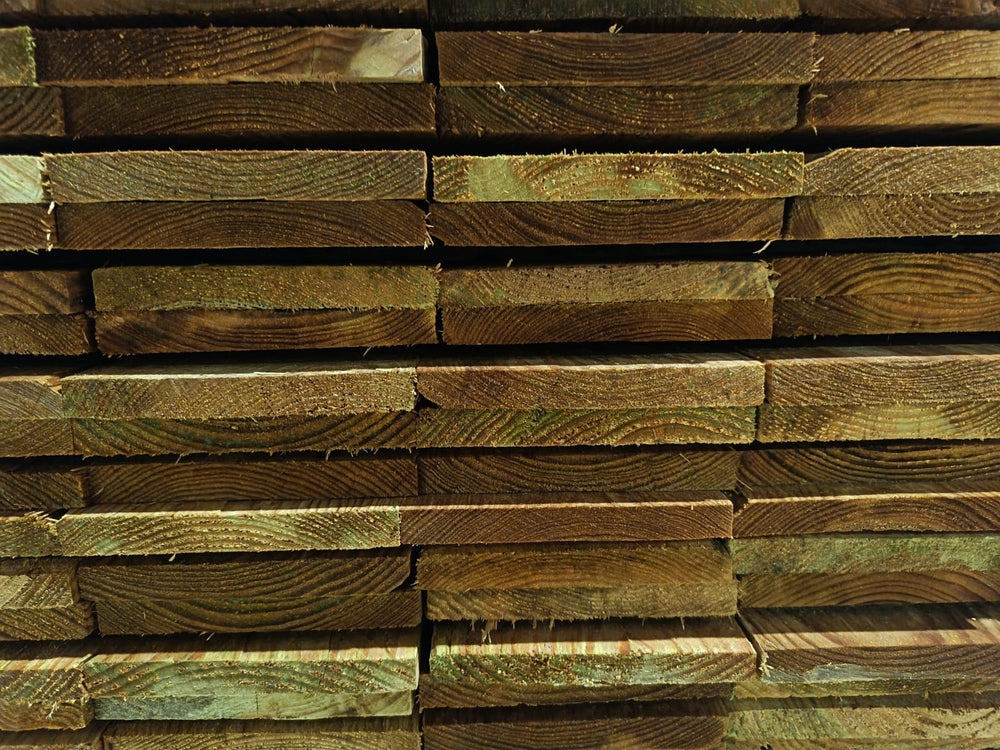 Planche pin classe 3 vert - 18x150 - L=2,5m (déclassé - ne pas utiliser en structurel)