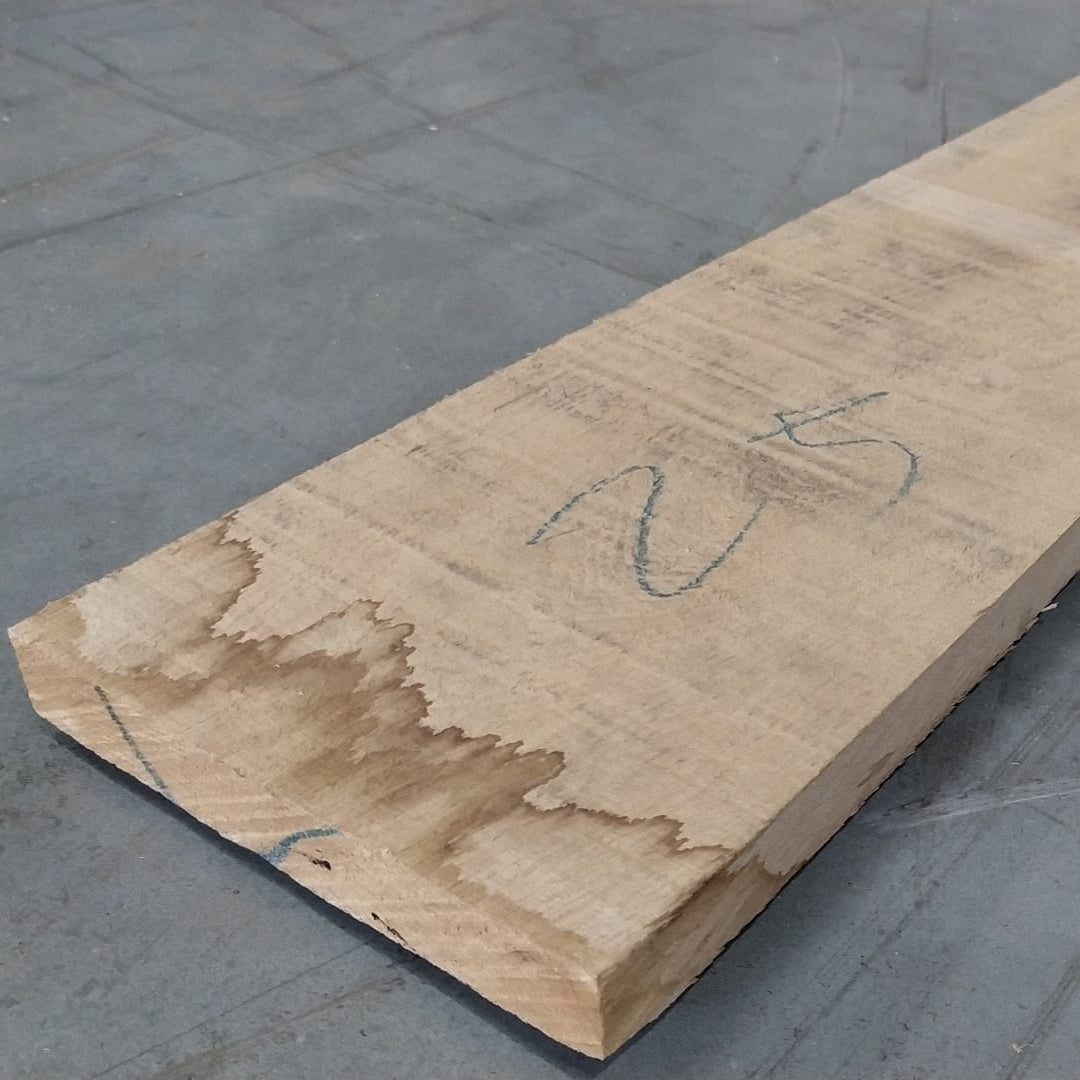 Planche chêne ép.30mm -l.160 mm à 200 mm - L.250cm min (brut de sciage)