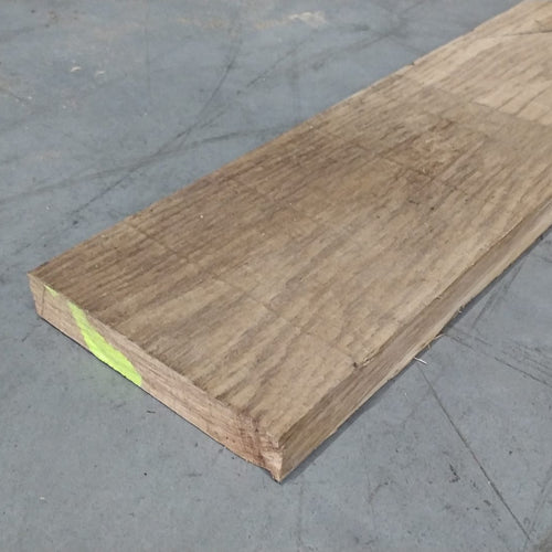 Planche chêne ép.30mm -l.150 mm à 160 mm - L.167 cm à 195 cm (brut de sciage)