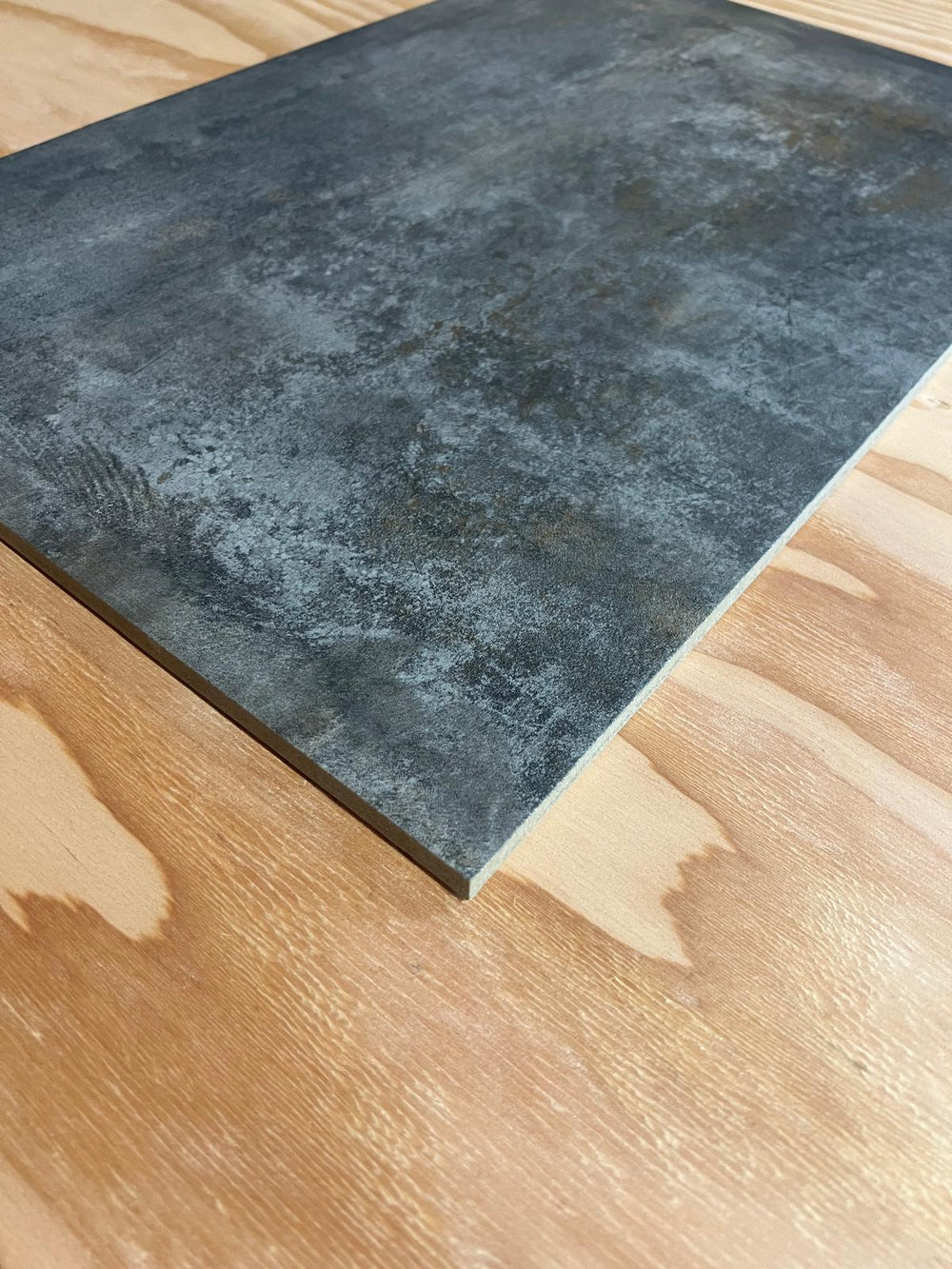 Carrelage grès cérame - Atelier Carbone I48 - 40x60cm - Ep=10mm - Parefeuille Provence