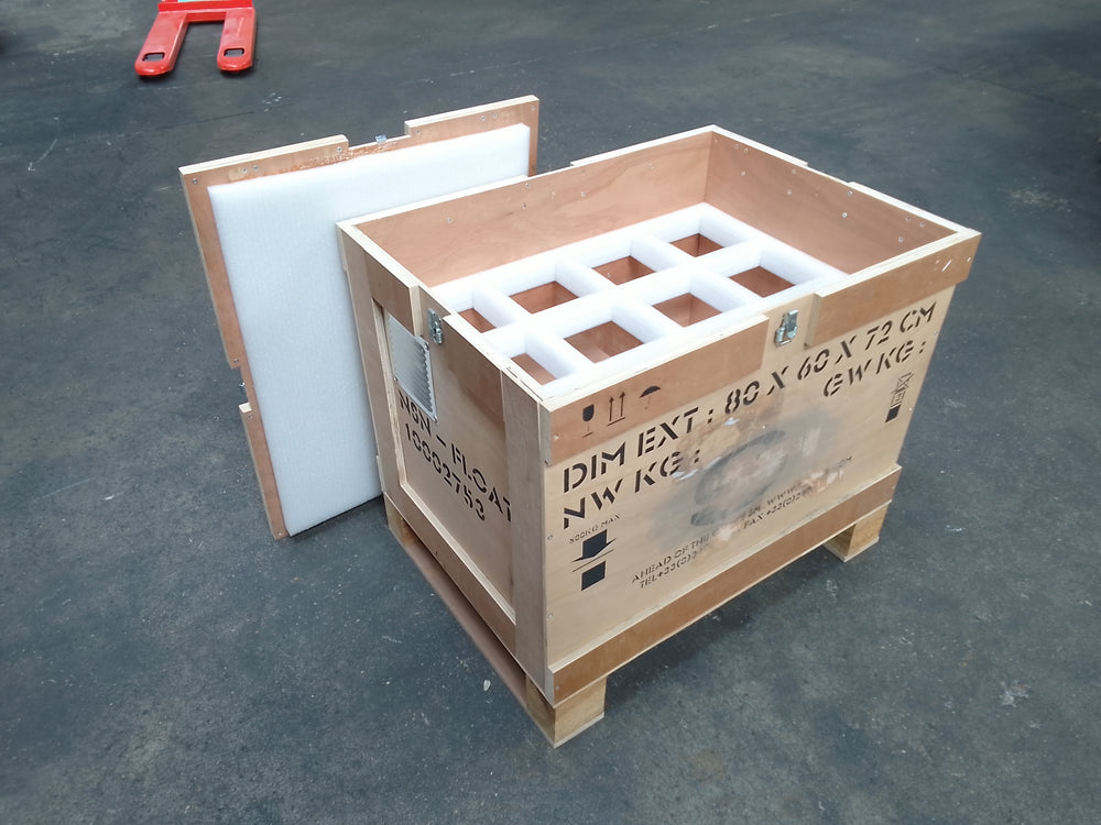 Moyenne caisse marron