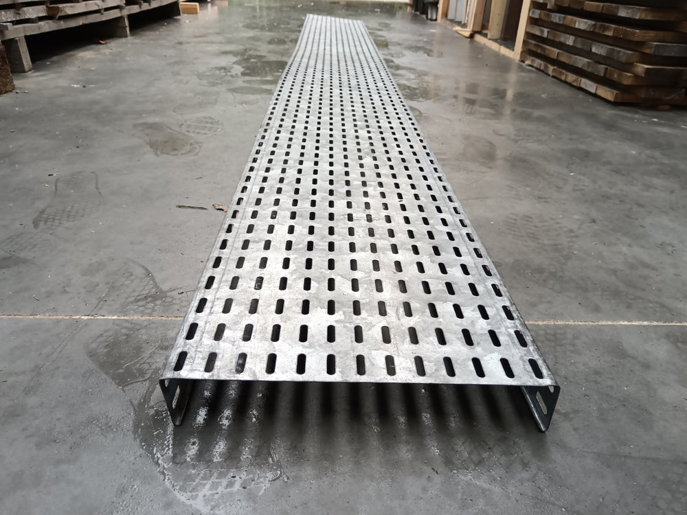 Chemin de câble acier - 315 x 50 - L=3m (dalle)