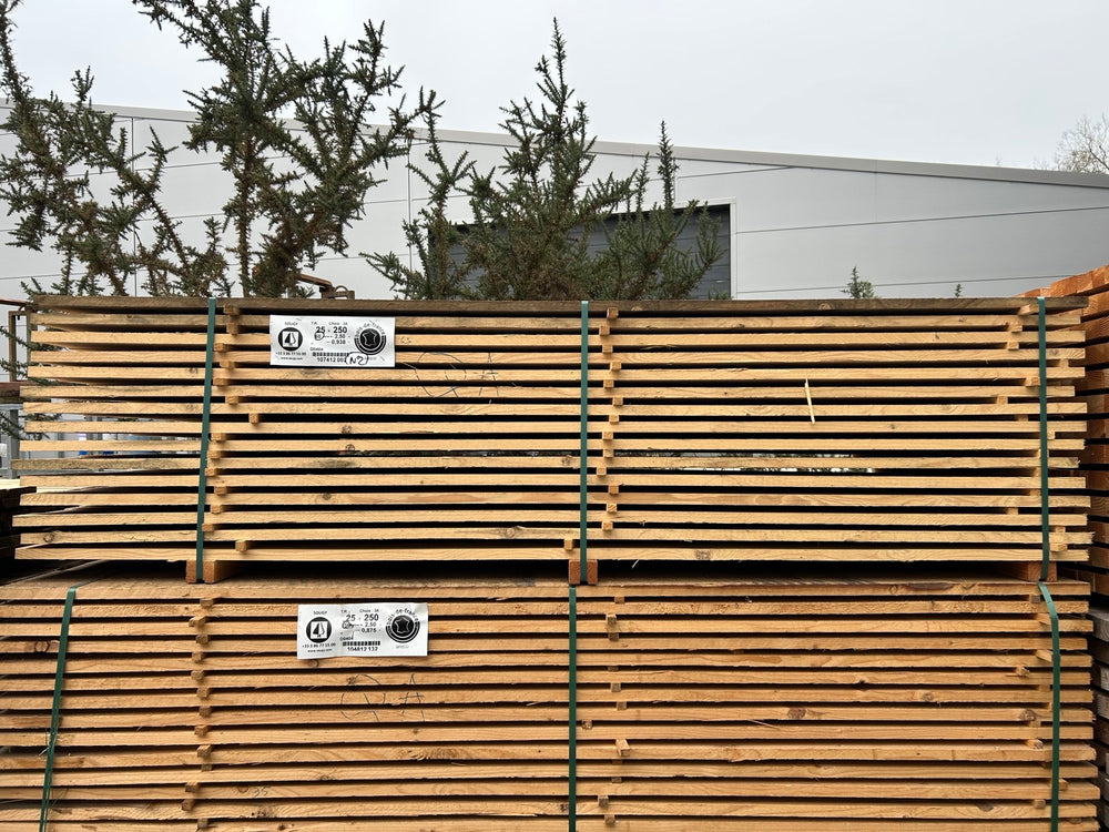 Planche douglas - 25 x 250 - L=2.5m