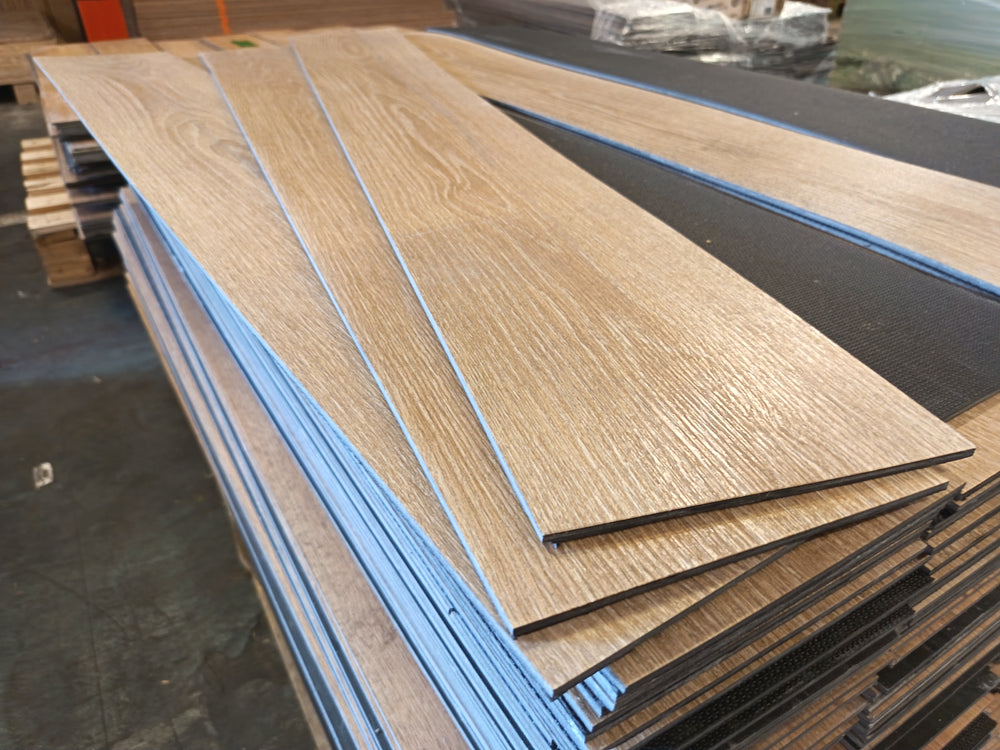 Dalle PVC décor chêne B - 1200 x 180 mm