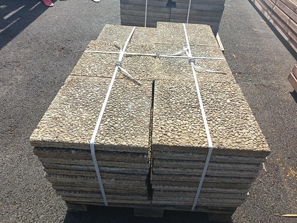 Dalle gravillonnée beige - 400 x 400 x 35 mm