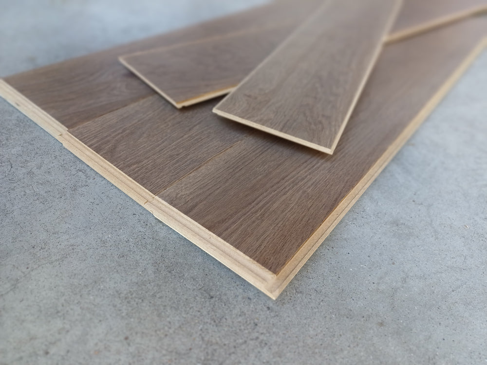 Parquet Contrecollé Majeste 139x495-1992 Clic HDF 13mm Chene Vintage Taupe (2 chanfreins) ref 97013-1
